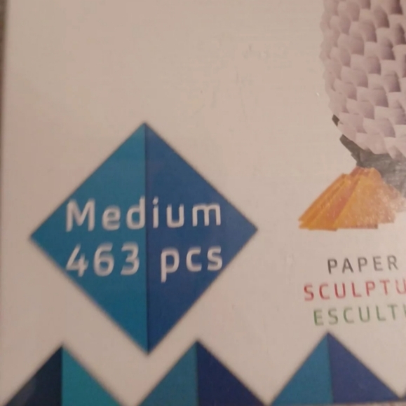 SEALED Creagami Origami 3D Penguin Model Paper Sculptures 463 Pcs Medium Italian - Picture 4 of 4